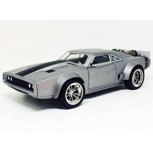 3868 Veloses e Furiosos 1:24 Dom''s Ice Charger