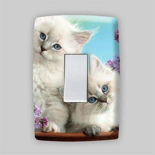 Adesivo para Espelho de Tomada ou Interruptor - Animais Gatinhos Branco