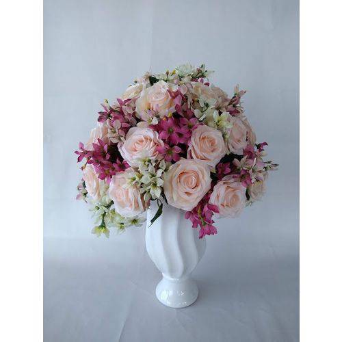 Arranjo de Flores Artificiais de Rosas Brancas e Rosas no Vaso de Ceramica Branca 75cm