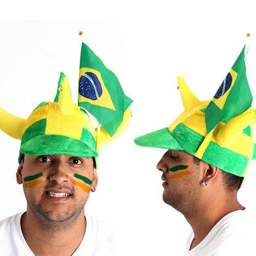 Boné Vicking Brasil com Bandeira - Copa do Mundo