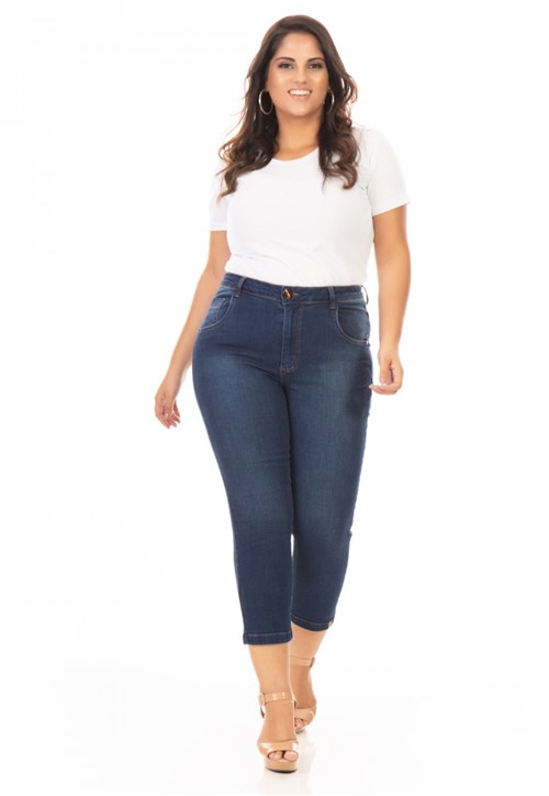 Calça Jeans Feminina Capri Tradicional com Lycra Plus Size