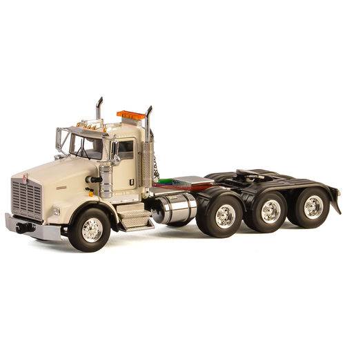 Caminhao Kenworth T800 4 Axle Solo Truck White