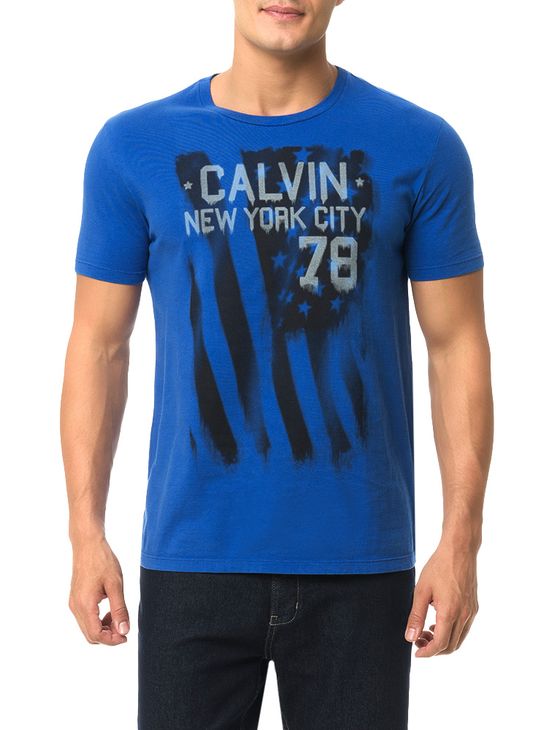 Camiseta Calvin Klein Jeans Estampa Chorando Bandeira Azul Carbono - XGG