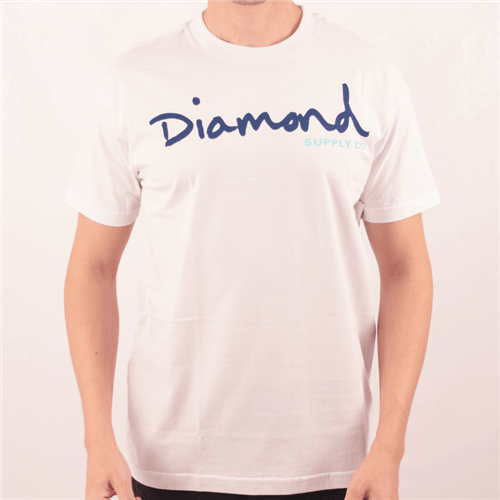Camiseta Diamond Script Tee Branco P