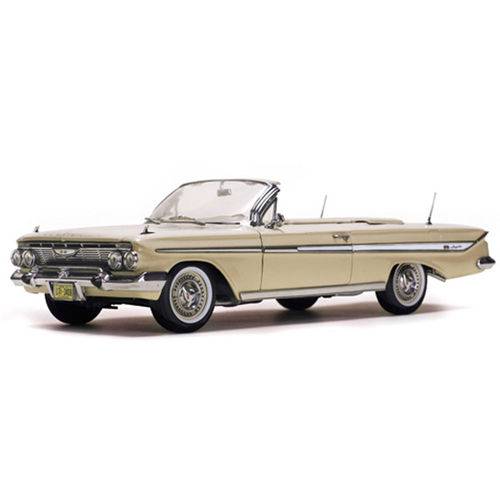 Carro Sun Star Chev.impala Conversiv.alm 1961 Escala 1/18 - Bege
