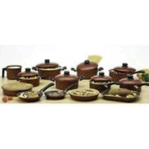 Conjunto de Panelas Antiaderente 13 Peças Cor Chocolate Completo com Formas Grupo Trofa