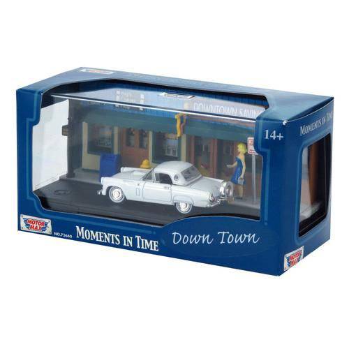 Down Town Diorama Motor Max 1:64 Ford Thunderbird 56