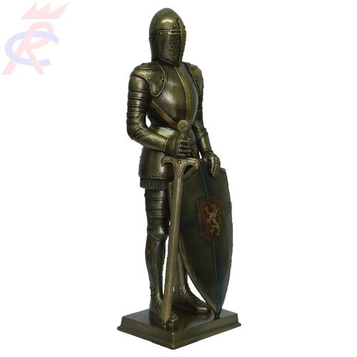 Estatueta em Resina Decorativa Guerreiro Medieval com Espada e Escudo 32 Cm