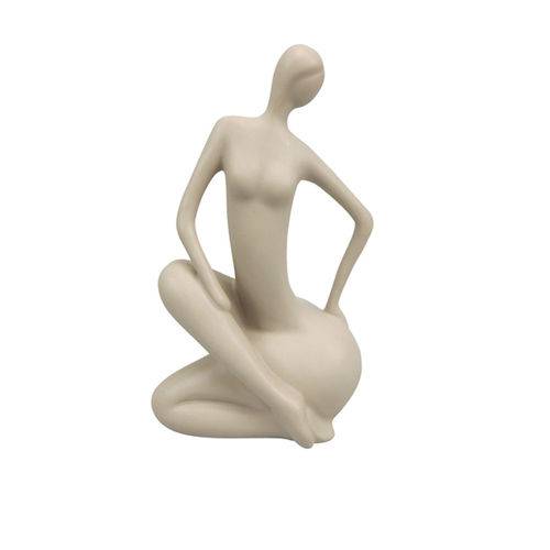 Estatueta Mulher Cerâmica Bege Studio Collection SRU2018