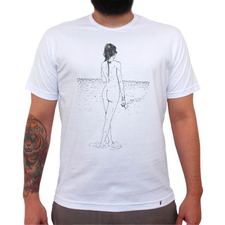 Fumando na Praia - Camiseta Clássica Masculina