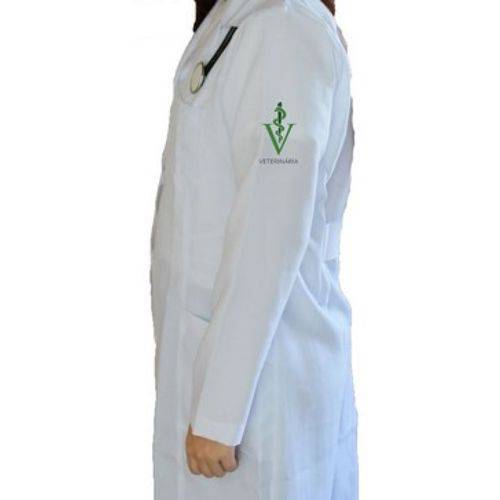 Jaleco de Tecido Oxford Feminino de Manga Longa Branco com Logotipo Medicina Veterinária Bordado
