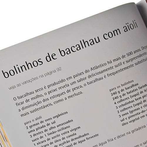 Livro - 500 Tapas & Receitas Espanholas - as Mais Incríveis Receitas em um Único Livro