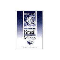 Livro - de Olhos no Brasil e no Mundo