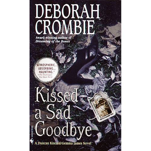 Livro - Kissed a Sad Goodbye
