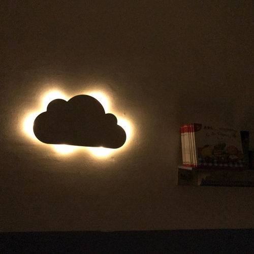 Luminária Decorativa Nuvem Sem Fio Quarto de Bebê LED Branco Quente 40 X 25 Cm