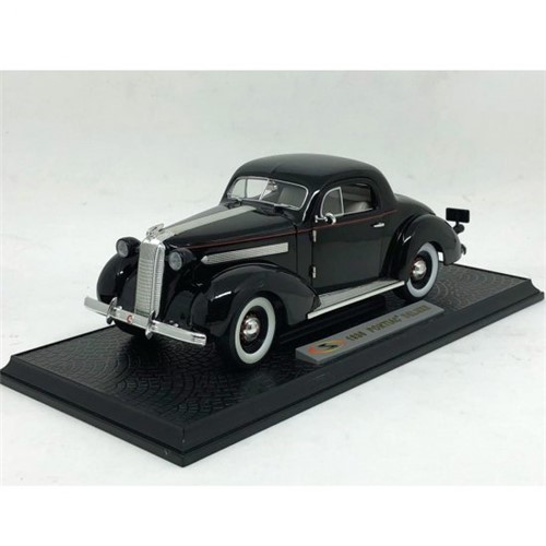Miniatura Carro Pontiac Deluxe 1936 - 1:18 - Signature Models