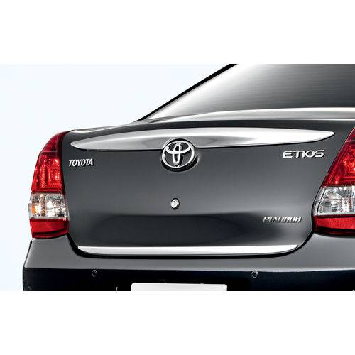 Moldura Superior do Porta-malas ETIOS Hatch - Original Toyota