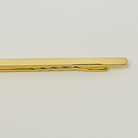 Prendedor de Gravata Dourado Fosco com Detalhe Retangular