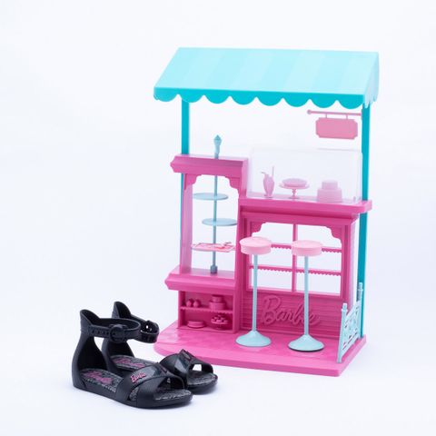 Sandália Grendene Infantil Barbie Confeitaria 28