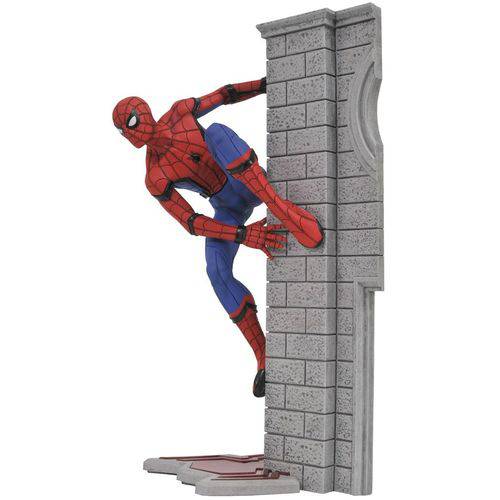 Spider Man Homecoming Diorama 1:10 Diamond Select Toys