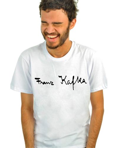 T-shirt Assinatura Franz Kafka