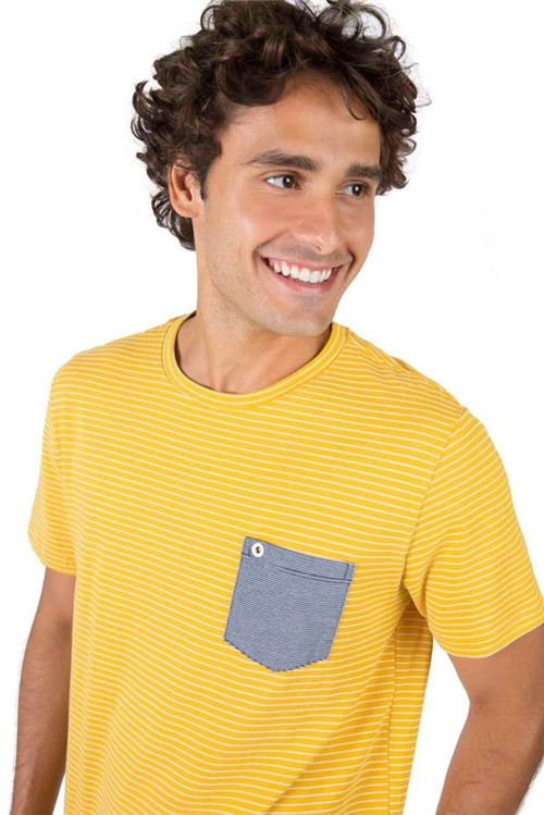 T-Shirt com Bolso Listrada Amarelo Amarelo/P