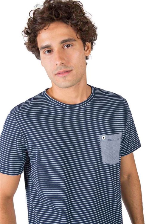 T-Shirt com Bolso Listrada Azul Marinho Azul Marinho/P