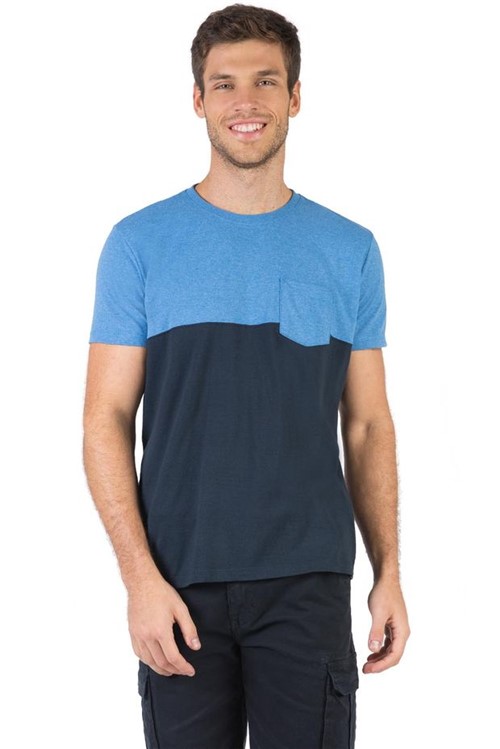 T-Shirt Estampada com Bolso Azul Royal Azul Royal/P