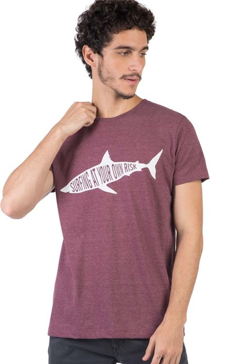 T-Shirt Estampada Shark Vinho VINHO/P