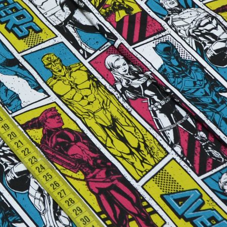 Tecido Estampado para Patchwork - Marvel: Vingadores os Heróis (0,50x1,50)