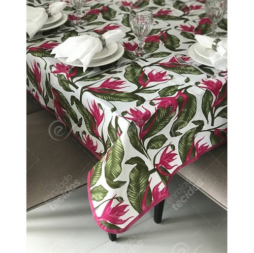 Toalha de Mesa em Gorgurinho Floral Verde e Rosa 1,50m X 1,50m