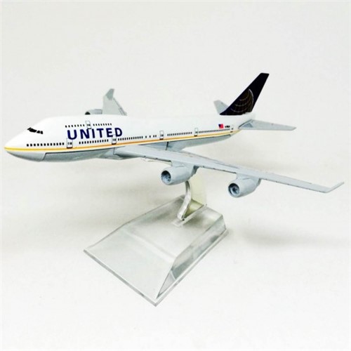 United Airlines Boeing 747 - HB Toys - Minimundi.com.br