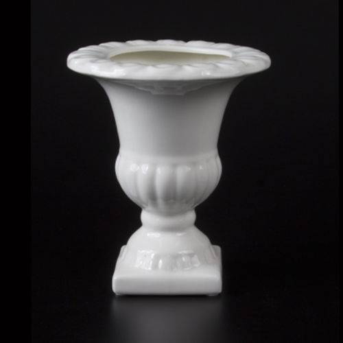 Vaso Branco em Cerâmica para Arranjos Naturais ou Permanentes 18 Cm por 15,5 Cm de Diâmetro