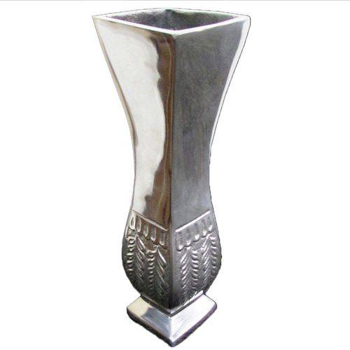 Vaso Prateado de Alumínio com Entalhe 22cm