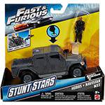 Velozes & Furiosos - Carro com Personagem Stunt Stars Hobbs + Navistar Mxt Fcg28/Fgf59 - Mattel