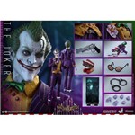 Arkham Asylum The Joker 1/6 Figure Hot Toys