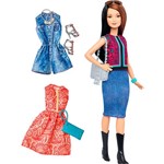 Boneca Barbie Fashionistas com Acessório Fashions 41 Pretty In Paisley DTD96/DTF04 - Mattel