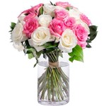 Buquê de Rosas Cores e Amores Pink And White com Vaso