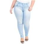 Calça Jeans Feminina Cropped com Barra Desfiada Plus Size