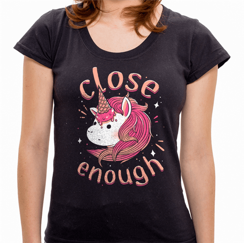 Camiseta Close Enough - Feminina P