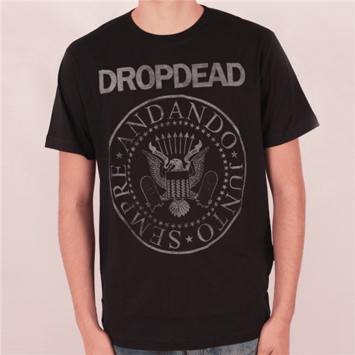 Camiseta Drop Dead Hey Ho Preto P