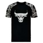 Camiseta Mitchell & Ness NBA Chicago Bulls Preta e Camuflagem - Mitchell & Ness - Mitchell & Ness