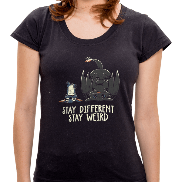 Camiseta Stay Different - Feminina - P