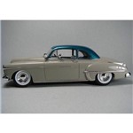 Carro Olds Custom 1950 - REVELL AMERICANA