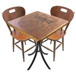Conjunto Mesa de Madeira Pirografada Quadrada 60x60cm com 2 Cadeiras Stronger Whiskey Imbuia - Tambo