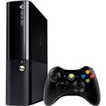 Console Xbox 360 4GB + Controle Sem Fio