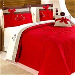 Edredom Queen Vermelho com Detalhes Bordados e Almofada Decorativa 5 Peças