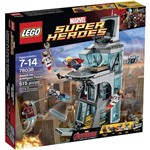 LEGO - Ataque a Torre dos Vingadores