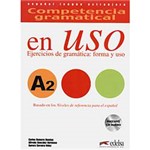 Livro - Competencia Gramatical - En Uso A2 (Alumno+ Cd)