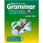 Livro - Grammar: Three (Student's Book With Audio CD)